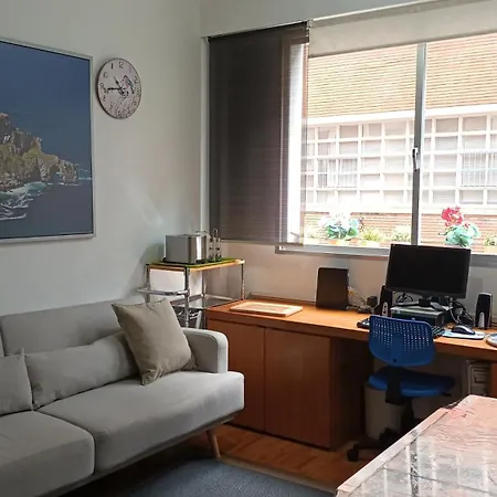 דירה Deusto. Piso + Wifi Internet T. V. Y Garaje בילבאו