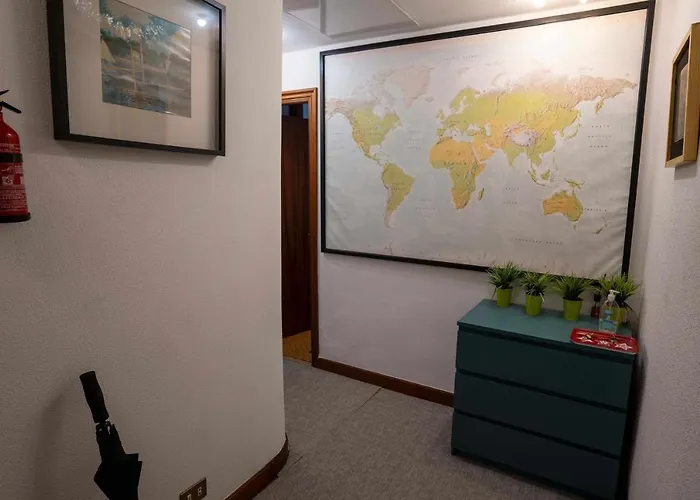 Deusto. Piso + Wifi Internet T. V. Y Garaje דירה *