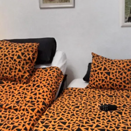 Apartment Deusto. Piso + Wifi Internet T. V. Y Garaje Bilbao