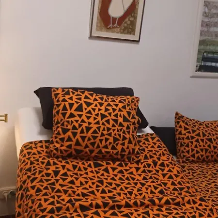 Deusto. Piso + Wifi Internet T. V. Y Garaje Apartment Bilbao